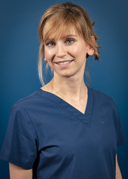 Dr Marion Canonica - Chirurgien oral à Paris 7